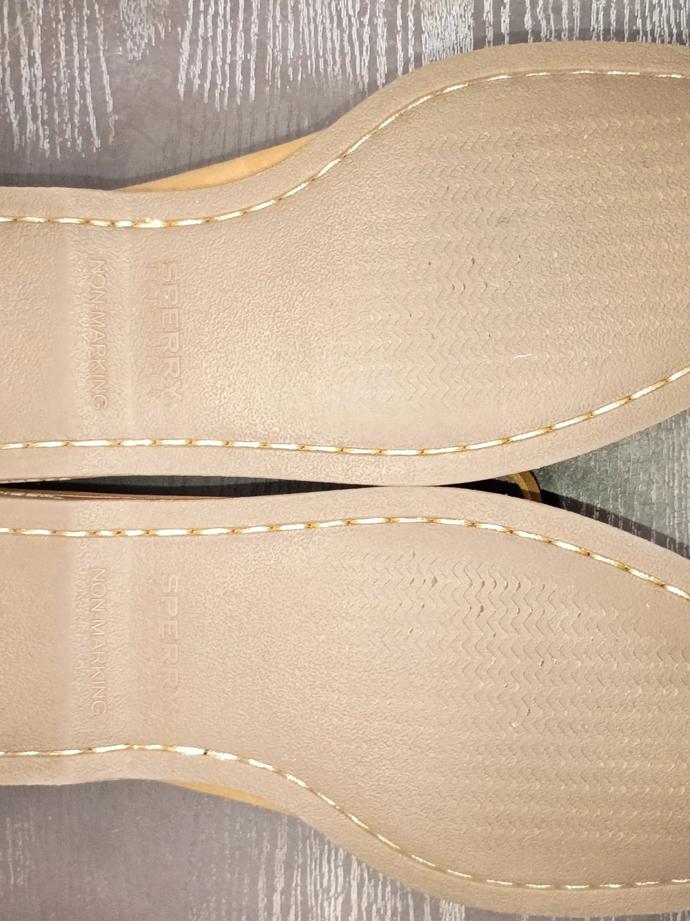 Sperry GOLD CUP Men's 9.5M Light Tan Leather Moc Toe 2-Eye Boat Shoes. NEW